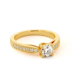 Solitaire Aulia(Solitaire Aulia 2) 11 Solitaire Aulia(Solitaire Aulia 2) -MAISON ISOR Boutique Maison Isor Solitaire Aulia Or Jaune 003 min 9ceedc51 5a70 4cc2 904d 267decc4c473