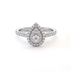 Solitaire Plum(Solitaire Plum 1) -MAISON ISOR Boutique Maison Isor Solitaire Diamant Plum Or Blanc 001 f54bd1c4 186f 4e2e 9303 838151383f46