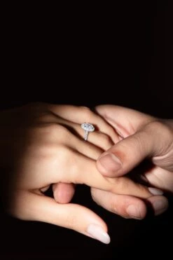 Solitaire Noa(Solitaire Noa 1) -MAISON ISOR Boutique Solitaire Noa Oval en Diamants